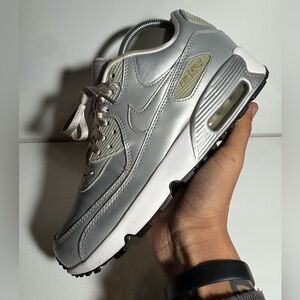 Nike Air Max 90 “Metallic Silver Grey” GS Size 6.5Y